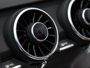 Cómo quitar malos olores del aire acondicionado del automóvil