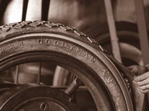 Goodyear festeja 120 años de su fundación