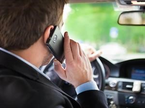 El peligro de usar el teléfono celular al conducir según la ciencia
