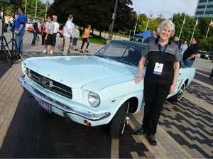 La inédita historia del primer Mustang vendido