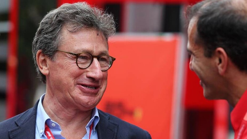 Ferrari busca nuevo CEO