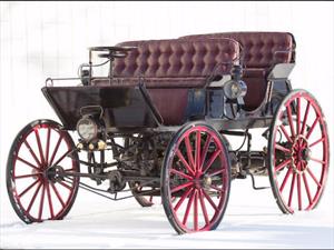 Armstrong Phaeton 1896, primer automóvil híbrido, a subasta