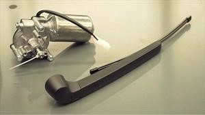 Seat fabrica respiradores con motores de limpiaparabrisas