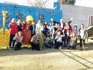 Mercedes-Benz junto al Hogar de Niños María Luisa