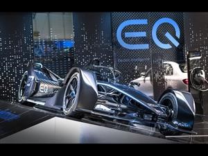 Un vistazo al monoplaza con el que Mercedes correrá en la Fórmula E