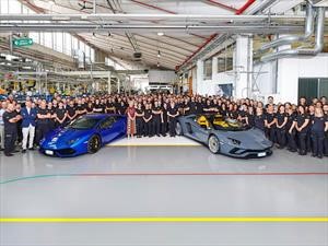 Lamborghini alcanza 8,000 unidades del Aventador