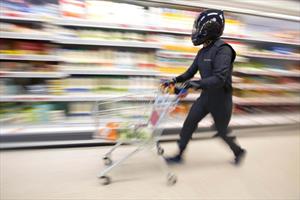 ¿Cómo ayuda la F1 a un supermercado?