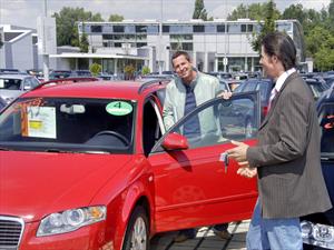 Los 26 autos con mayor valor de reventa