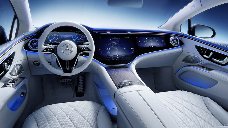 Mercedes Benz nos muestra el interior del EQS y su monumental pantalla
