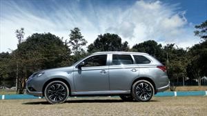 Test drive Mitsubishi Outlander PHEV, un líder en movilidad híbrida