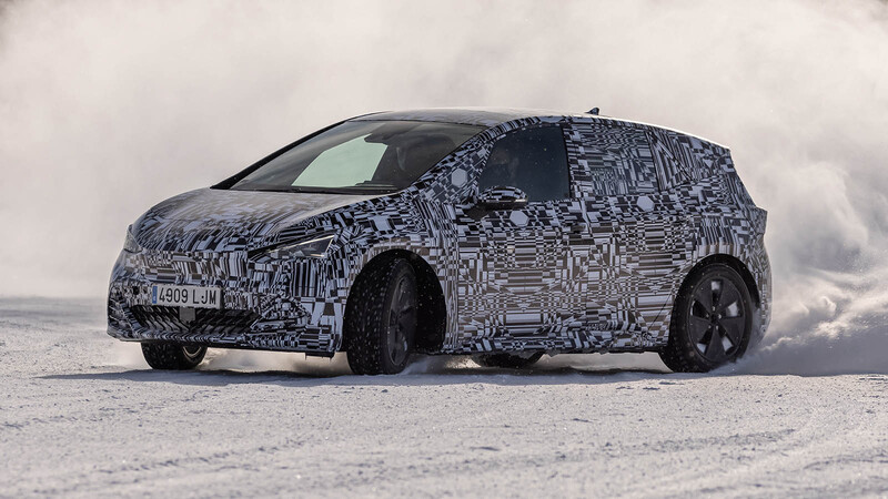 CUPRA Born se enfrenta al frío del Círculo Polar Ártico