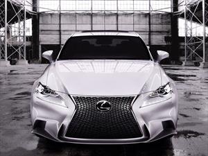 El Lexus IS 350 ya no se esconde, primeras fotos