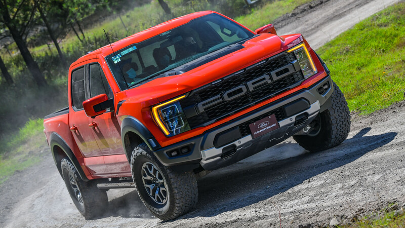 Ford Lobo Raptor 2021 primer contacto, más rápida, capaz y tecnológicamente avanzada