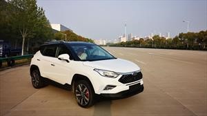 JAC SEI4 2020: Contacto en China