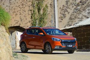 El JAC S2 2016 llega a Chile desde $ 7.190.000