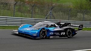 Volkswagen ID.R es el eléctrico más rápido de Nürburgring