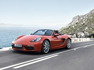 Porsche 718 Boxster 2017 estrena motor turbo