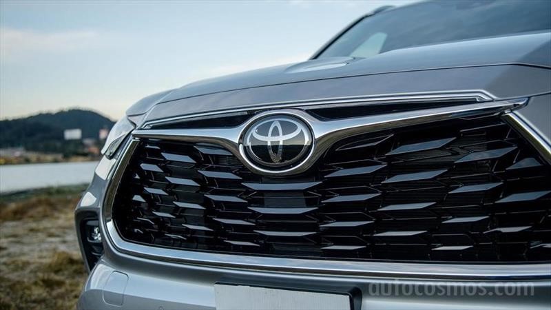 Cayeron en México las ventas de autos en un 64.5% en el mes de abril