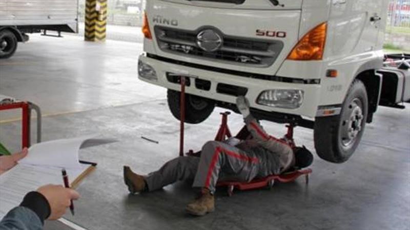 Recomendaciones para ir a vitrinas y talleres de autos sin contagiarse de Covid-19