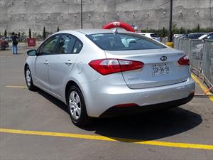 Probamos el Kia Forte 2015