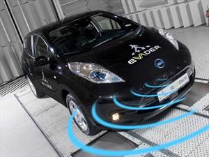 Nissan presenta un sistema de alerta auditiva para peatones en sus autos eléctricos