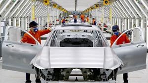 Qué tanto afectará el coronavirus la producción de automóviles en China