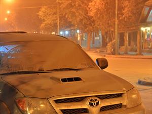 ¿Cómo afecta la ceniza volcánica a los autos?