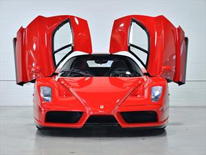 Ferrari Enzo 2003 con 569 Km en venta