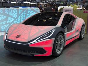 EDAG Light Cocoon Concept, un auto con carrocería traslúcida