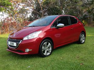 Peugeot 208 2014 llega a México desde $197,900 pesos