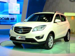 Los Changan EADO y CS35 llegarán a Chile durante 2013
