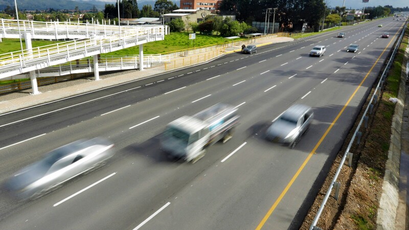 Reactivan Carril Escolar en Autopista Norte en Bogotá