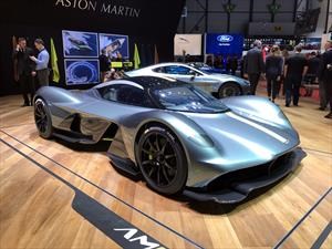 Aston Martin Valkyrie ¡listo para una cabalgata gloriosa!