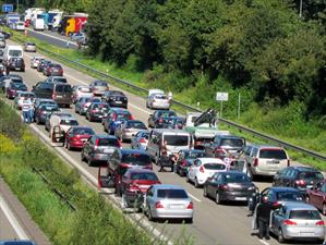 Más de 41 millones de estadounidenses viajarán en auto en el fin de semana de Acción de Gracias