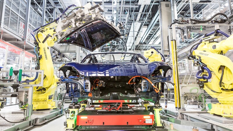 Porsche pide prestados trabajadores a Audi por el aumento en la producción del Taycan