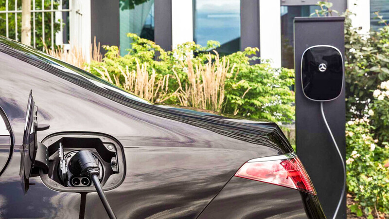Mercedes-Benz no quiere saber nada con los híbridos