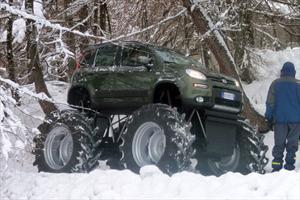 FIAT Panda 4x4, con ruedas gigantes