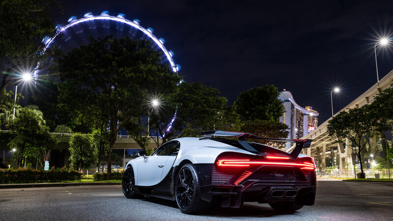 Bugatti inaugura sala de exhibición en Singapur con un Chiron Pur Sport como anfitrión