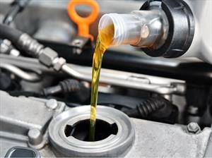 Las ventajas de usar aceite sintético en el motor del automóvil