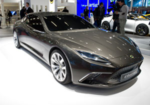 Lotus Etherne hace su aparición en París