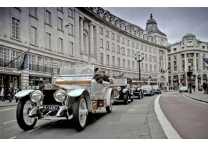 Desfile de Rolls Royce en Londres