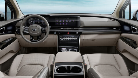 KIA Carnival 2021, la tecnología llegó a su interior