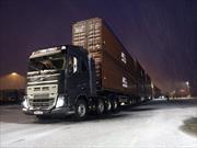 Un camión Volvo logró arrastrar 750 toneladas ¡Increíble!