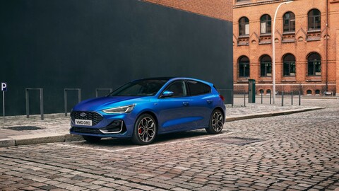 Ford Focus sigue se actualiza en su cruzada anti SUV