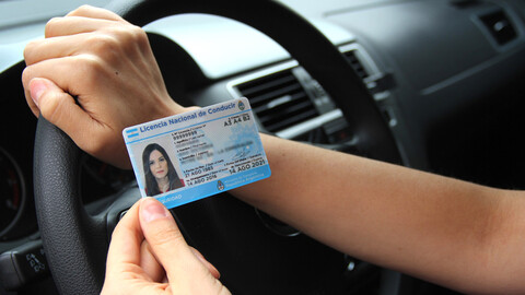 Se extiende la vigencia de las licencias de conducir en CABA