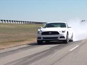 Video: El nuevo Ford Mustang es el peor enemigo de los neumáticos