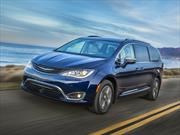 Chrysler Pacifica Hybrid 2017 es la minivan más eficiente