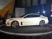Kia Stinger 2018 llega a México desde $564,900 pesos