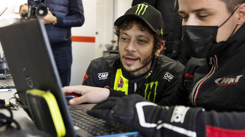 Valentino Rossi suma dos ruedas y correrá en un Audi R8 LMS GT3