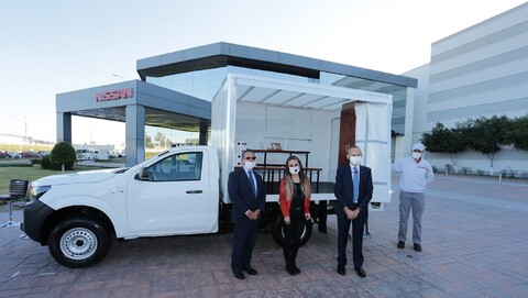 Nissan adapta una NP300 como un salón de clases móvil